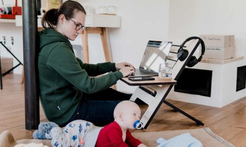 standsome-worklifestyle-wZJUt5mCbR0-unsplash